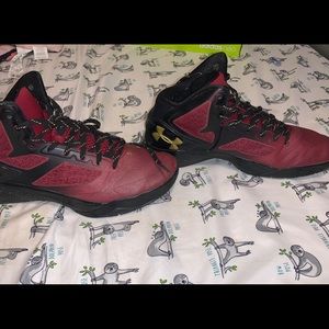 Under armour shoes for men
